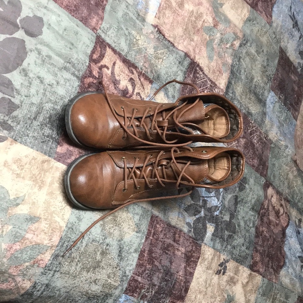 Women’s brown Lace up boots